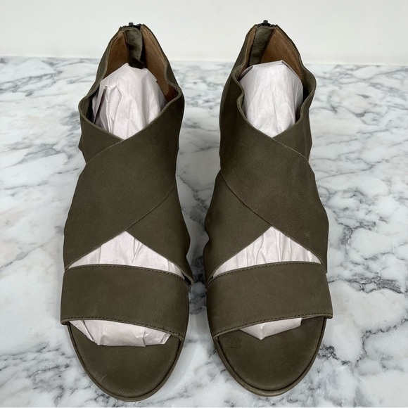 Eileen Fisher Marla Women's Sandals Block Heel Olive Green Suede Leather Size 11 - Picture 3 of 11